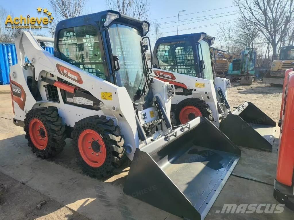 Bobcat S 530 Krautuvai su šoniniu pasukimu