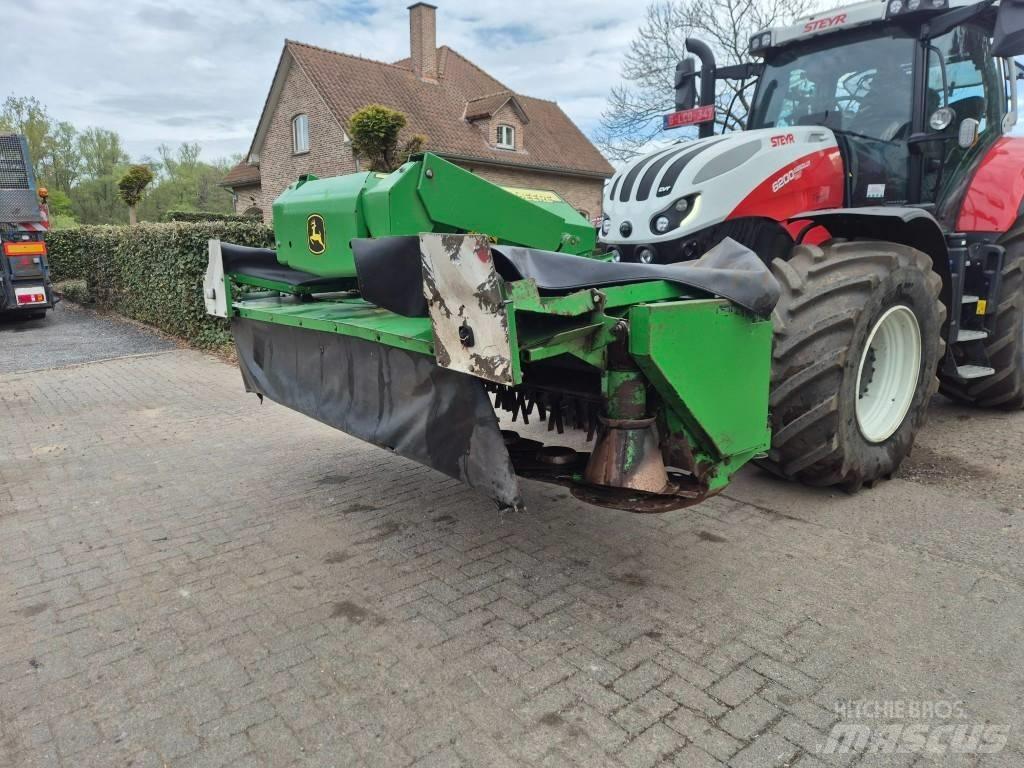 John Deere 131 Formuojančios žoliapjovės