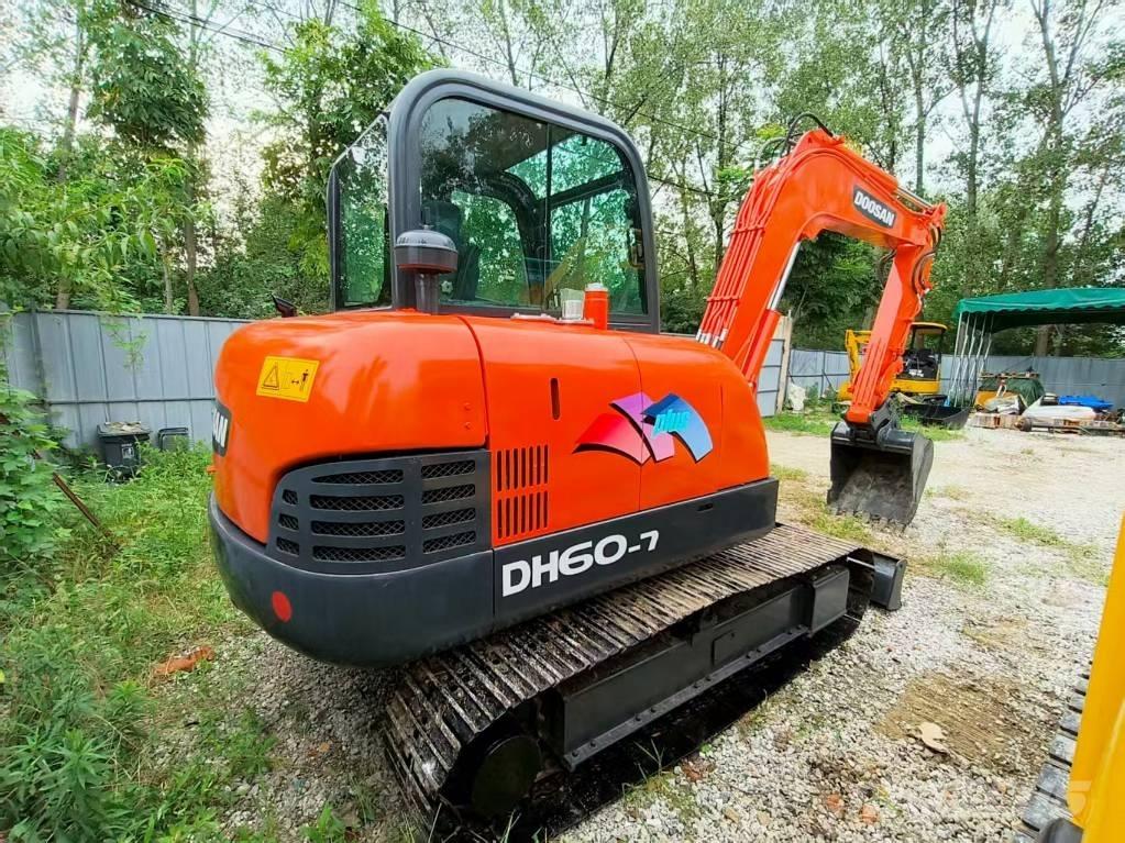 Doosan DH 60 Mini ekskavatoriai < 7 t
