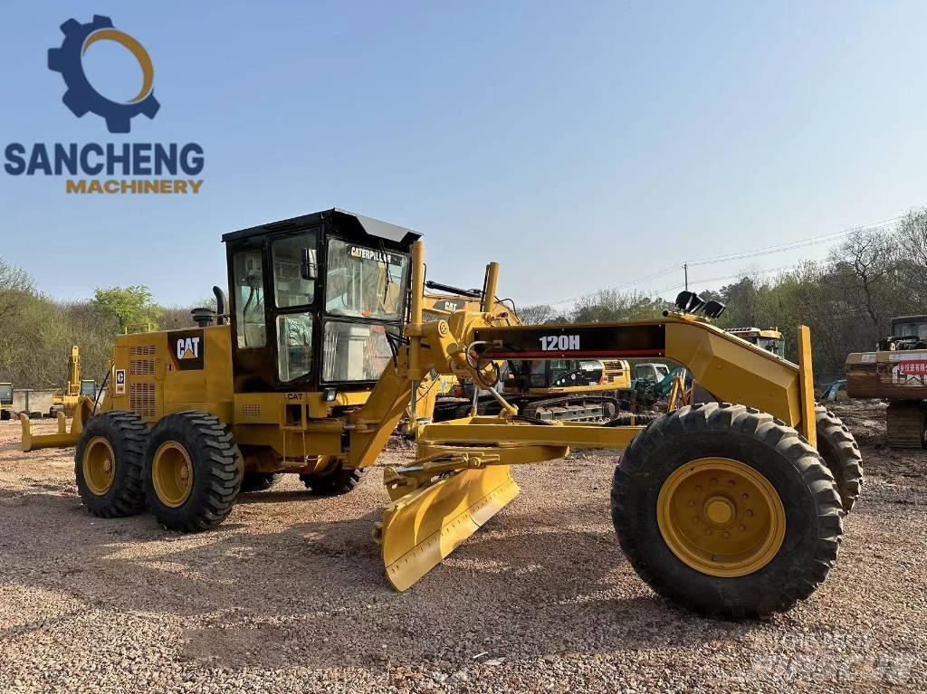 CAT 120 H Greideriai