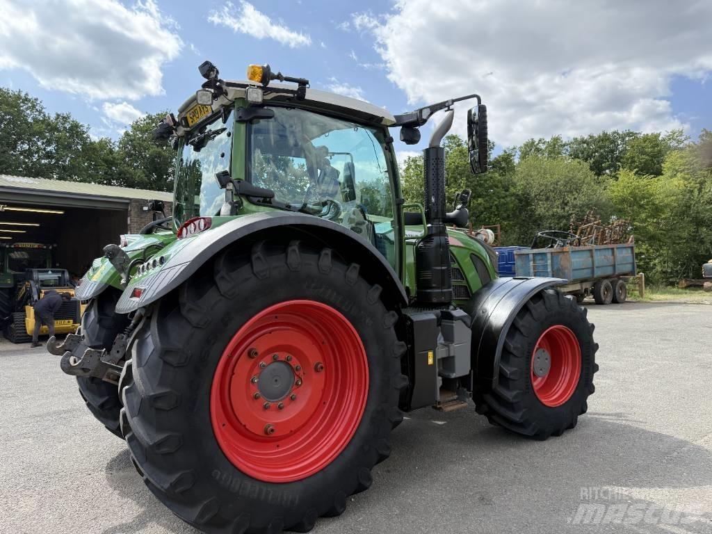Fendt 724 Profi Plus Traktoriai