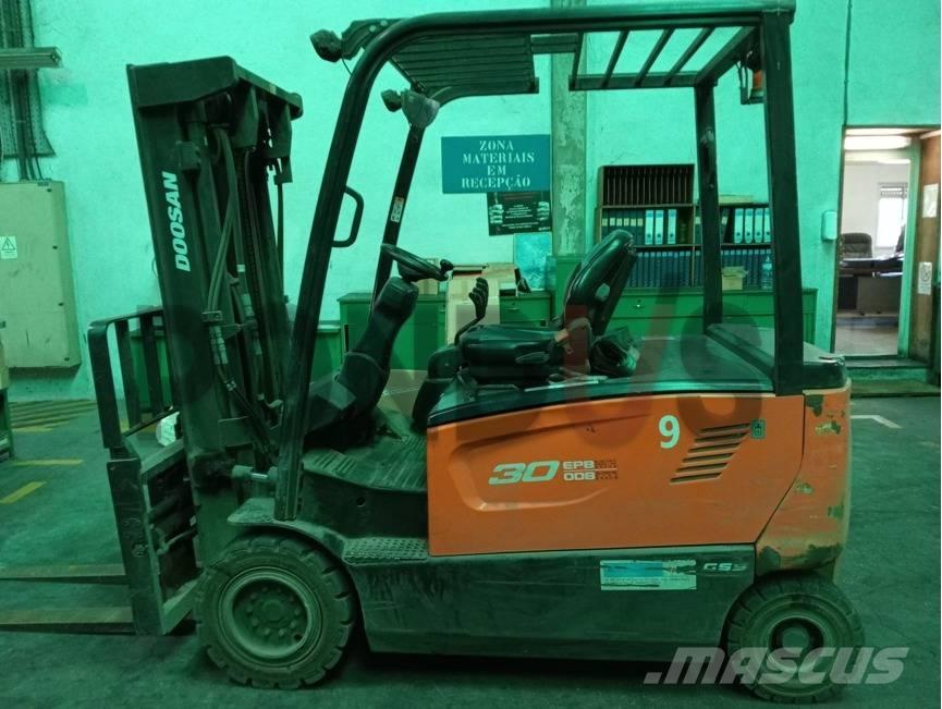 Doosan B 30 X-7 Elektriniai šakiniai krautuvai