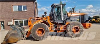 Hitachi ZW 220 Naudoti ratiniai krautuvai