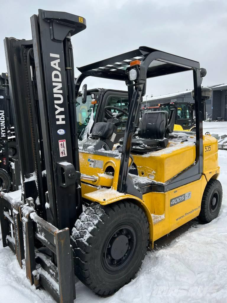 Hyundai 40DS-7 Dyzeliniai krautuvai