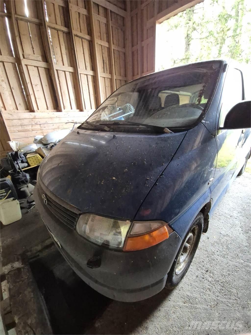 Toyota Hiace Krovininiai furgonai