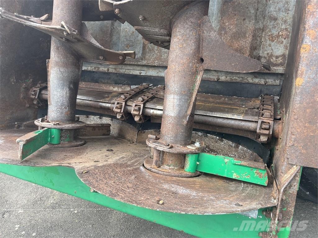 Samson SP 11 Mėšlo barstytuvai