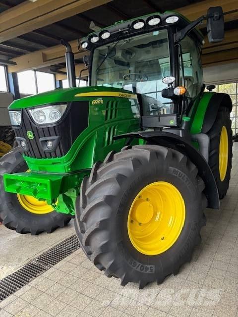 John Deere 6120 R Traktoriai