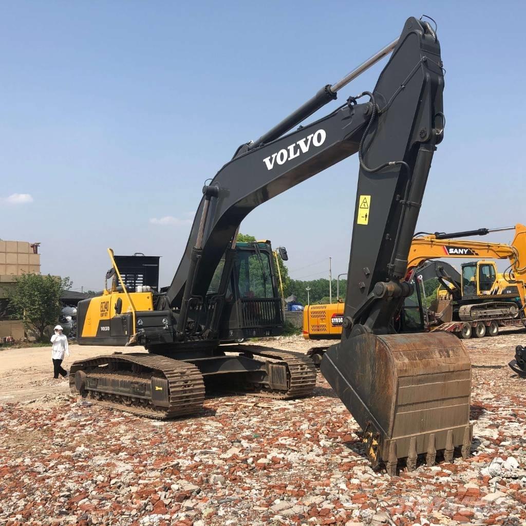 Volvo EC240 Vikšriniai ekskavatoriai