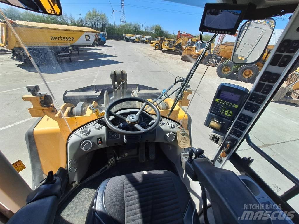 Volvo L150H (CDC) Naudoti ratiniai krautuvai