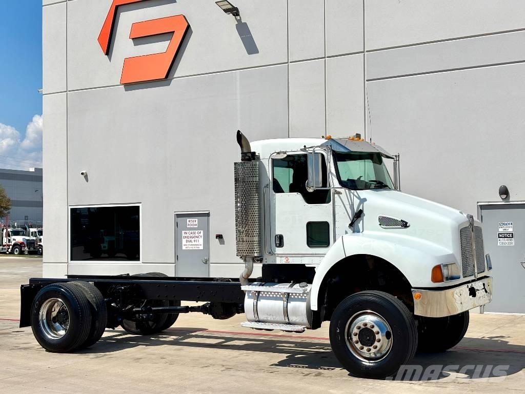 Kenworth T 300 Naudoti vilkikai