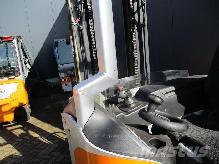 Still FM X12 N Šakiniai krautuvai su prailgintu keltuvu