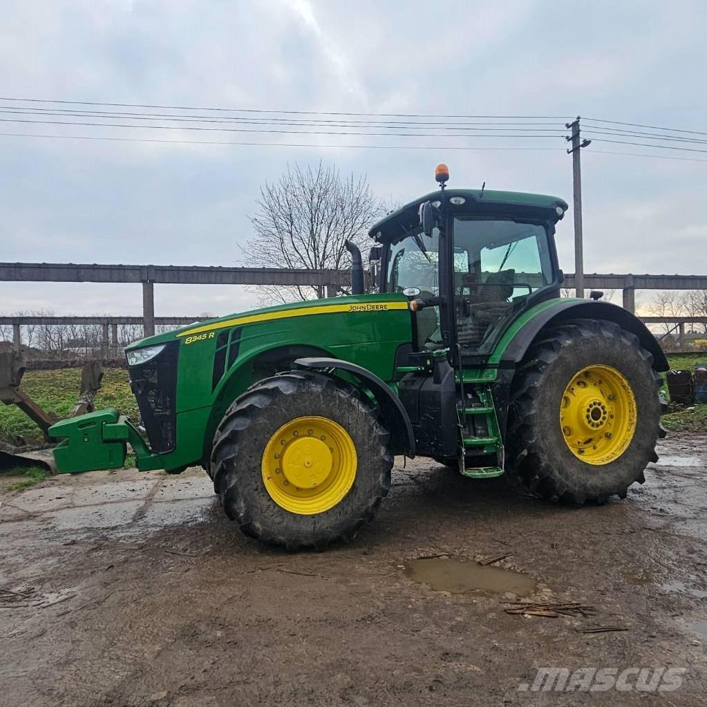 John Deere 8345 R Traktoriai