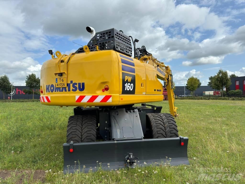 Komatsu PW160-11E0 Ratiniai ekskavatoriai