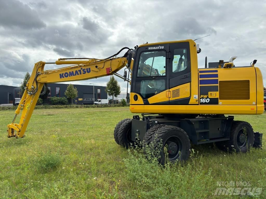 Komatsu PW160-11E0 Ratiniai ekskavatoriai