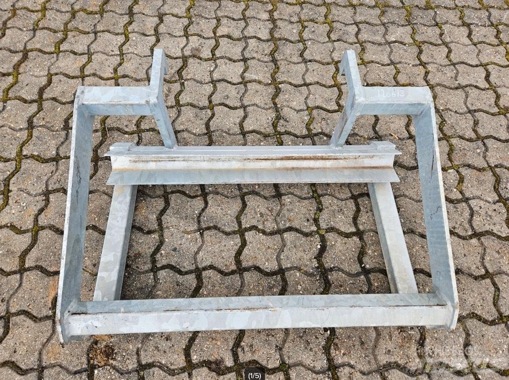  Skovlstativ 80 cm Kiti naudoti statybos komponentai
