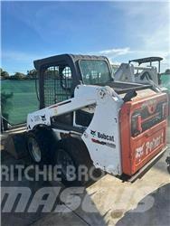 Bobcat S 450 Krautuvai su šoniniu pasukimu