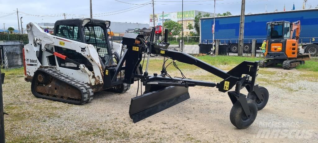 Bobcat T 590 HF Krautuvai su šoniniu pasukimu