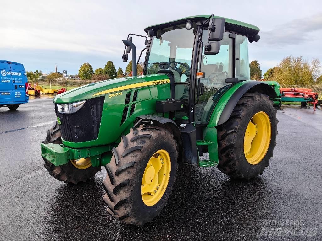 John Deere 5100 M Traktoriai