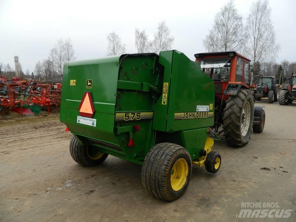 John Deere 575 Ritinių presai