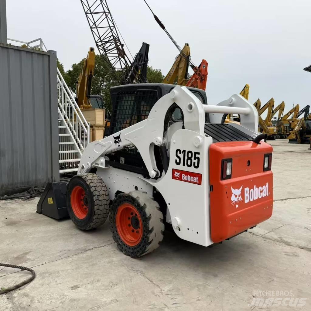 Bobcat S 185 Krautuvai su šoniniu pasukimu