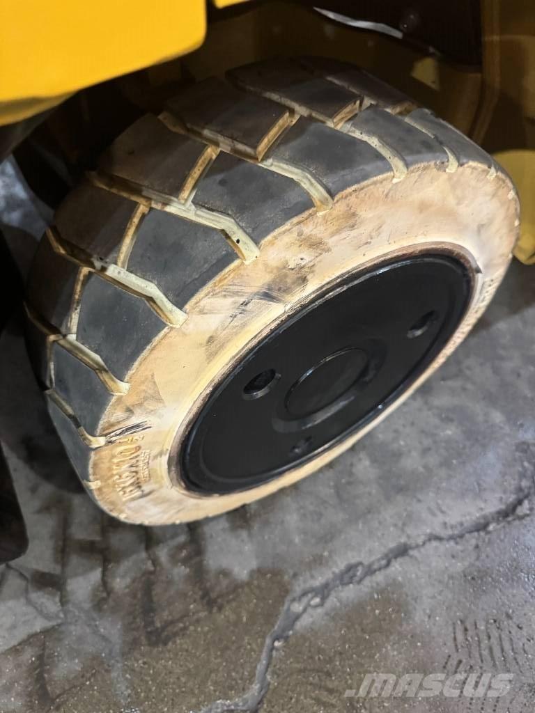 CAT 2C 5000 Šakiniai krautuvai - Kita