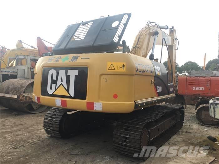 CAT 320D2L Vikšriniai ekskavatoriai
