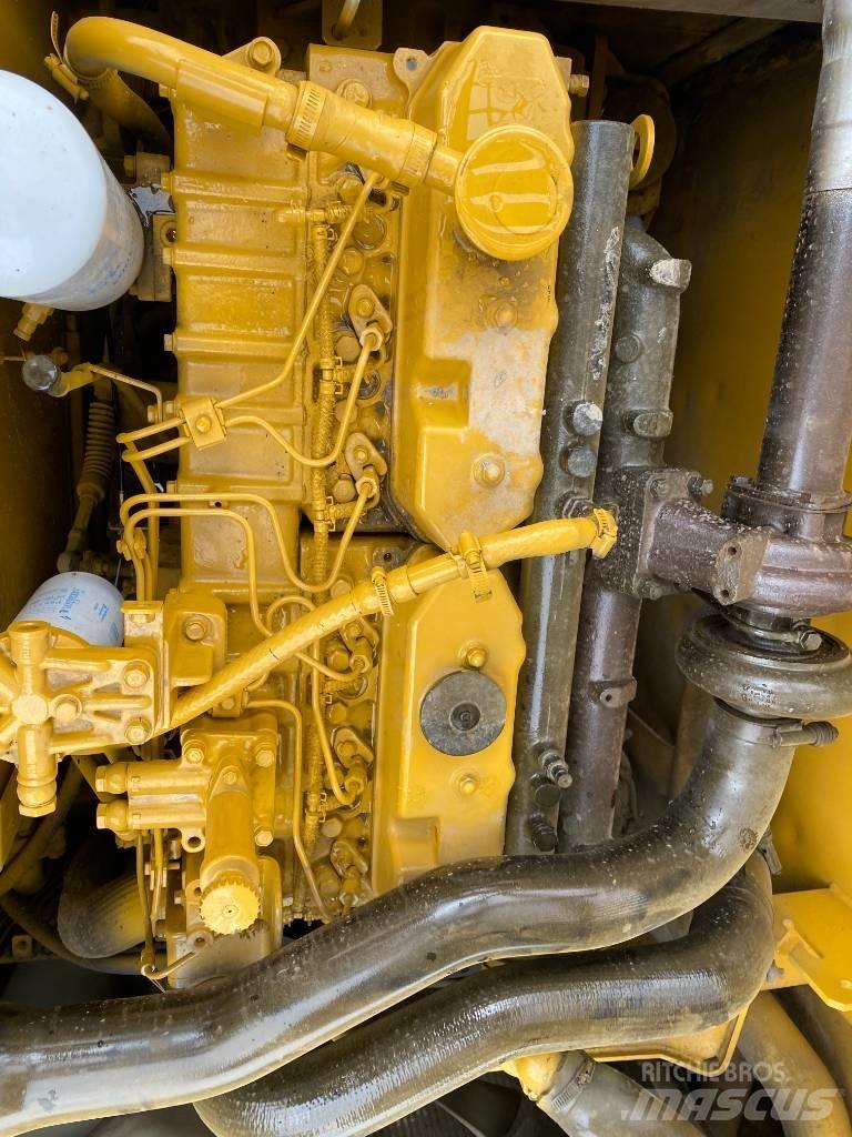 CAT 320 C Vikšriniai ekskavatoriai