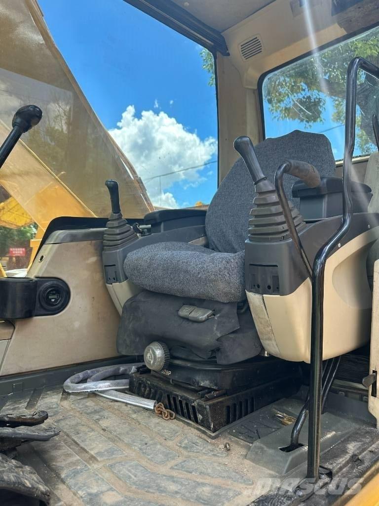 CAT CAT320C Vidutinės galios ekskavatoriai 7-12 t