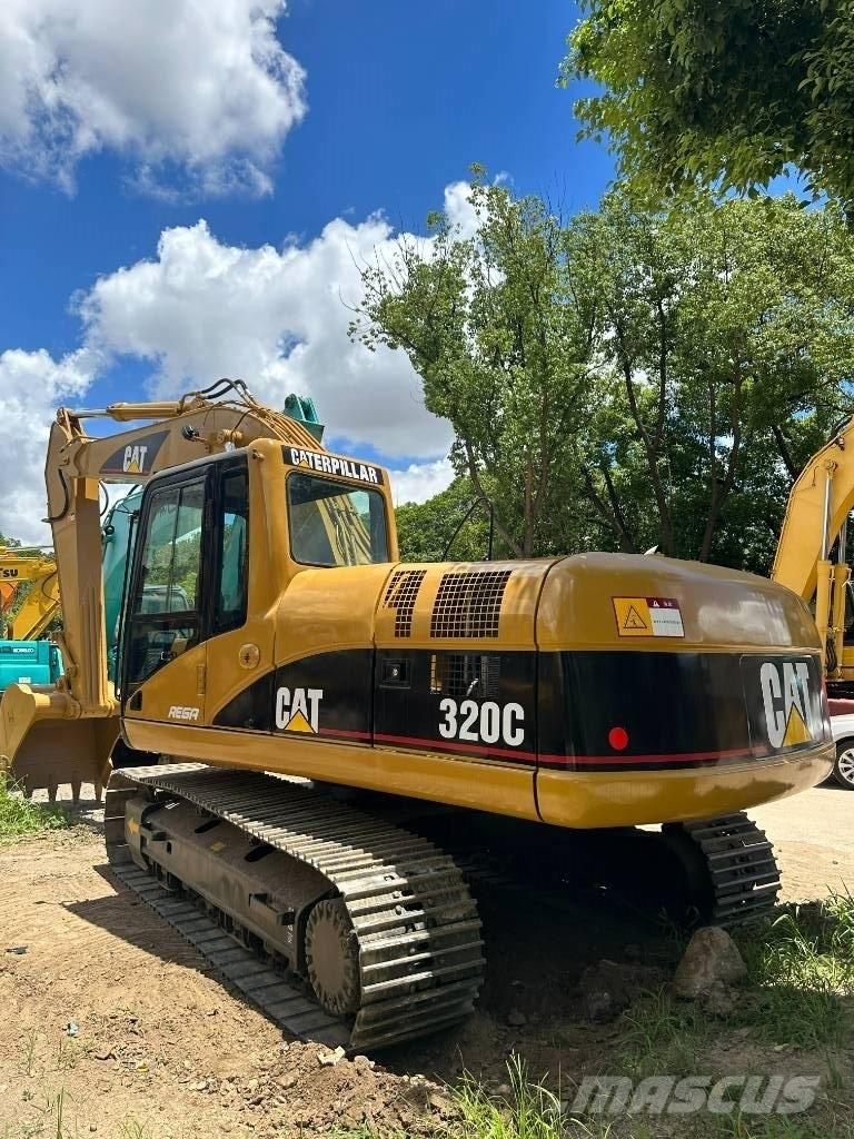 CAT CAT320C Vidutinės galios ekskavatoriai 7-12 t