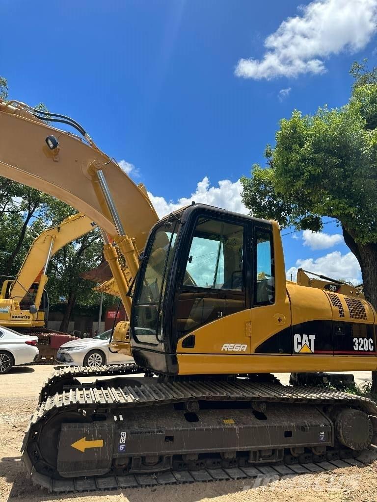 CAT CAT320C Vidutinės galios ekskavatoriai 7-12 t