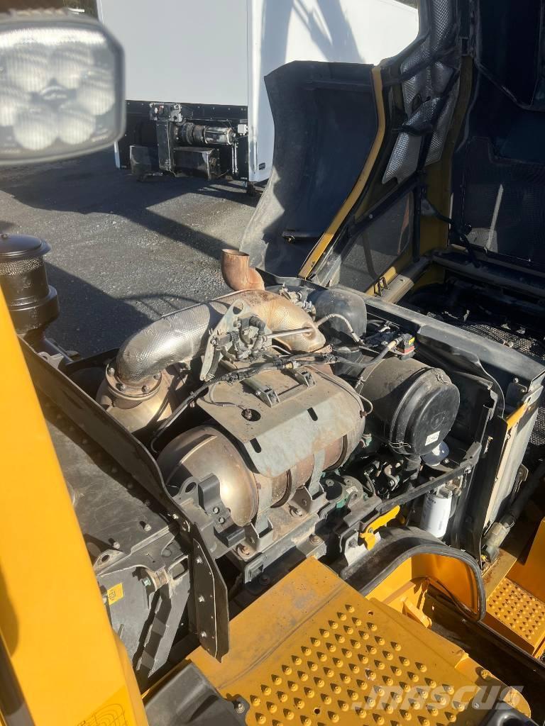 Volvo L 120 H Naudoti ratiniai krautuvai