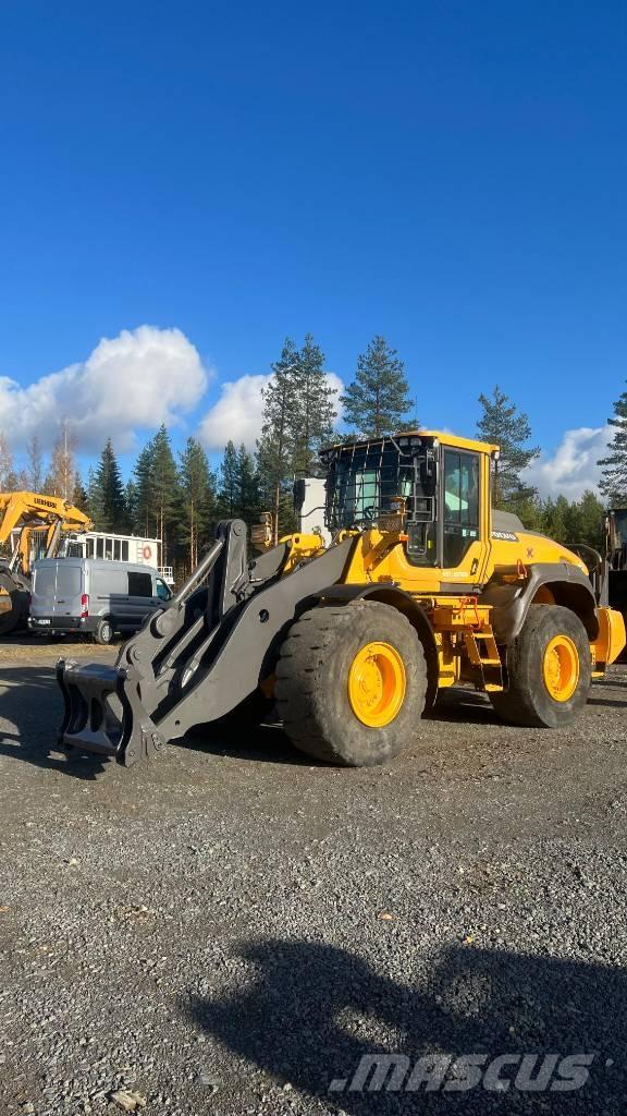 Volvo L 120 H Naudoti ratiniai krautuvai
