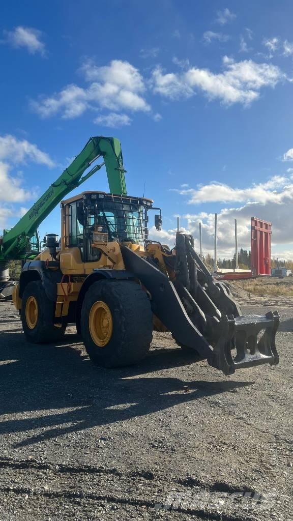 Volvo L 120 H Naudoti ratiniai krautuvai