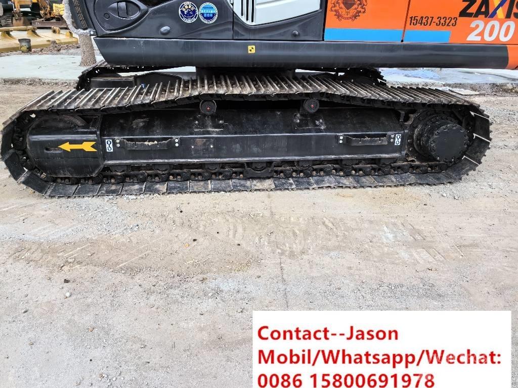 Hitachi ZX 200 Vikšriniai ekskavatoriai