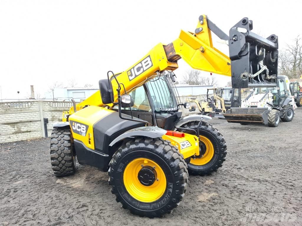JCB 531-70 Teleskopiniai krautuvai