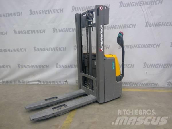 Jungheinrich EJC 112 Rankiniai vėžimėliai