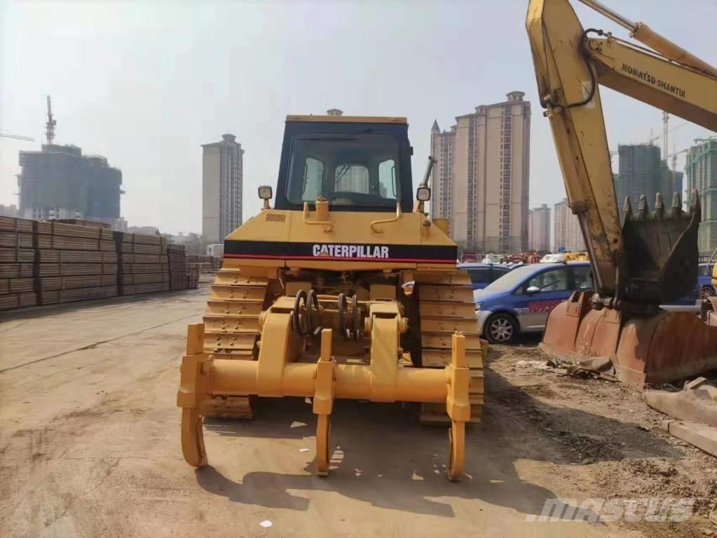 CAT D 6 M Vikšriniai buldozeriai