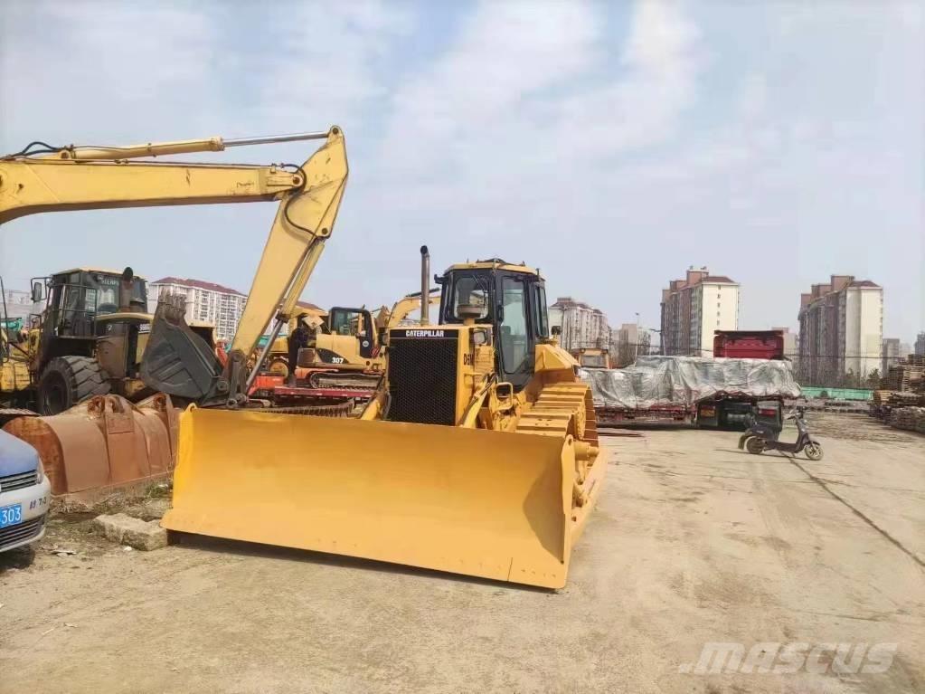 CAT D 6 M Vikšriniai buldozeriai