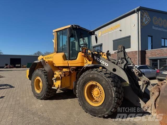 Volvo L 90 F Naudoti ratiniai krautuvai