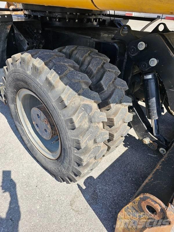 CAT M 318 F Ratiniai ekskavatoriai