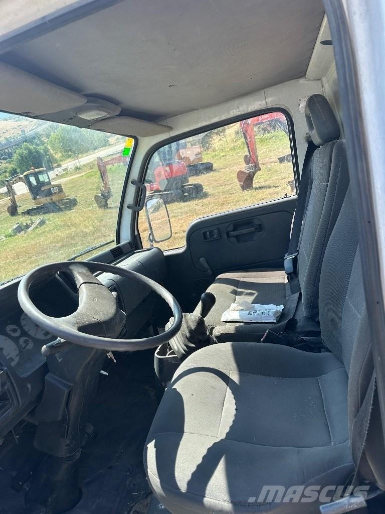 Nissan CABSTAR 35.13 Ant priekabų montuojamos kėlimo platformos