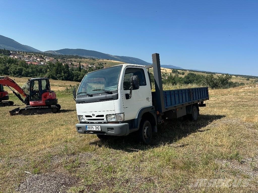 Nissan CABSTAR 35.13 Ant priekabų montuojamos kėlimo platformos