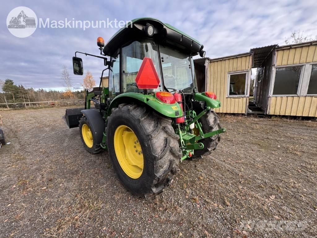 John Deere 5075 E Traktoriai