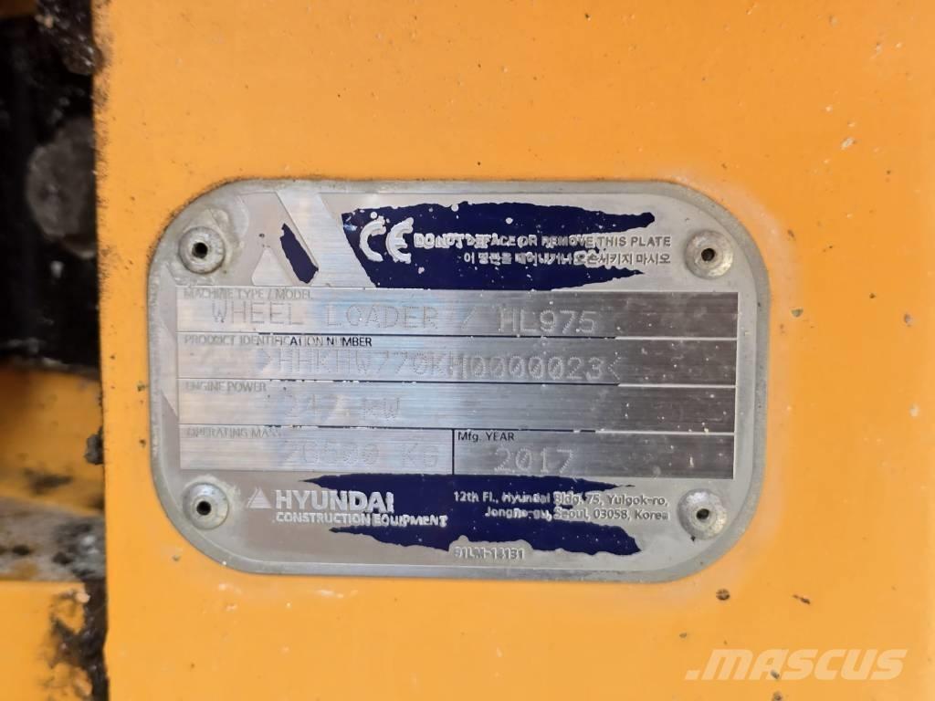 Hyundai HL 975 Naudoti ratiniai krautuvai