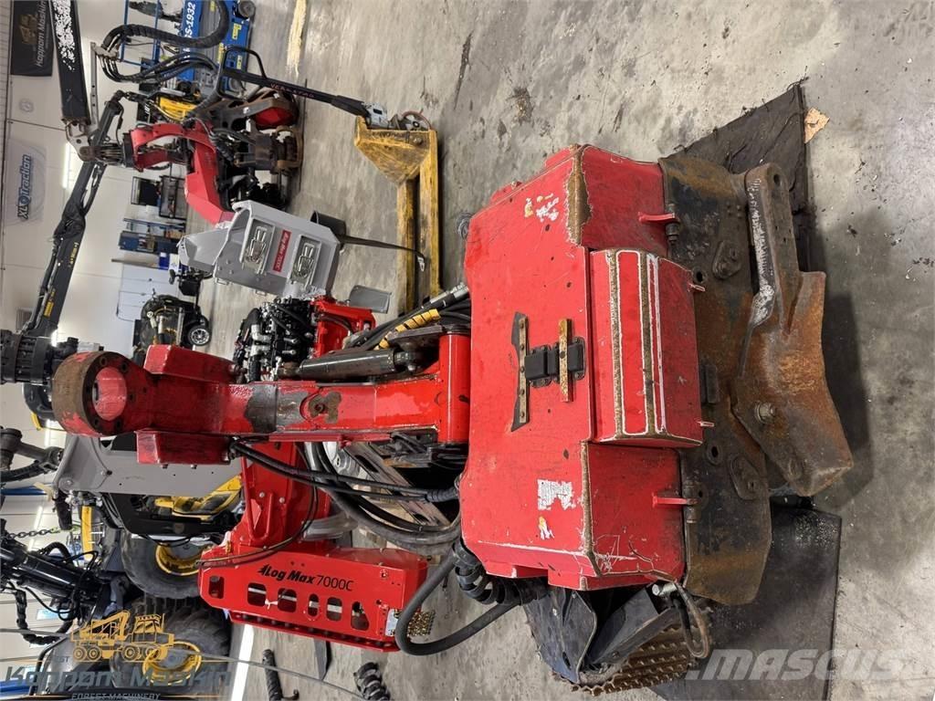 Komatsu S132 Medžių kirtimo mašinų darbinės galvos