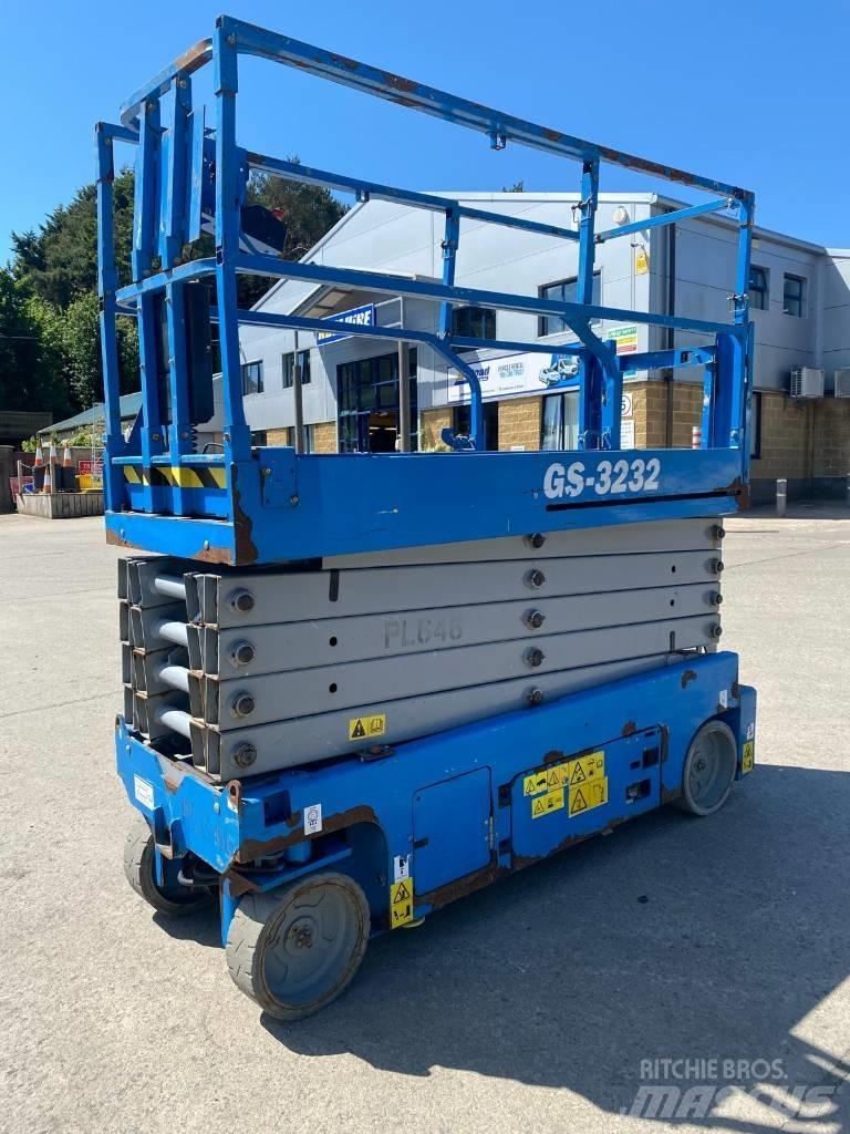 Genie GS 3232 Žirkliniai keltuvai