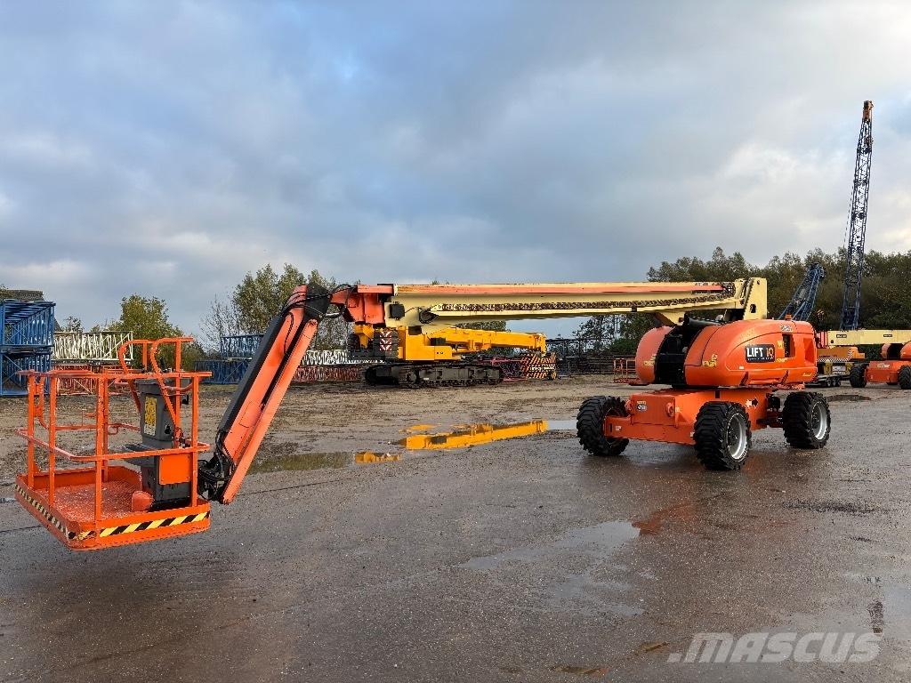 JLG 860 SJ Teleskopiniai keltuvai