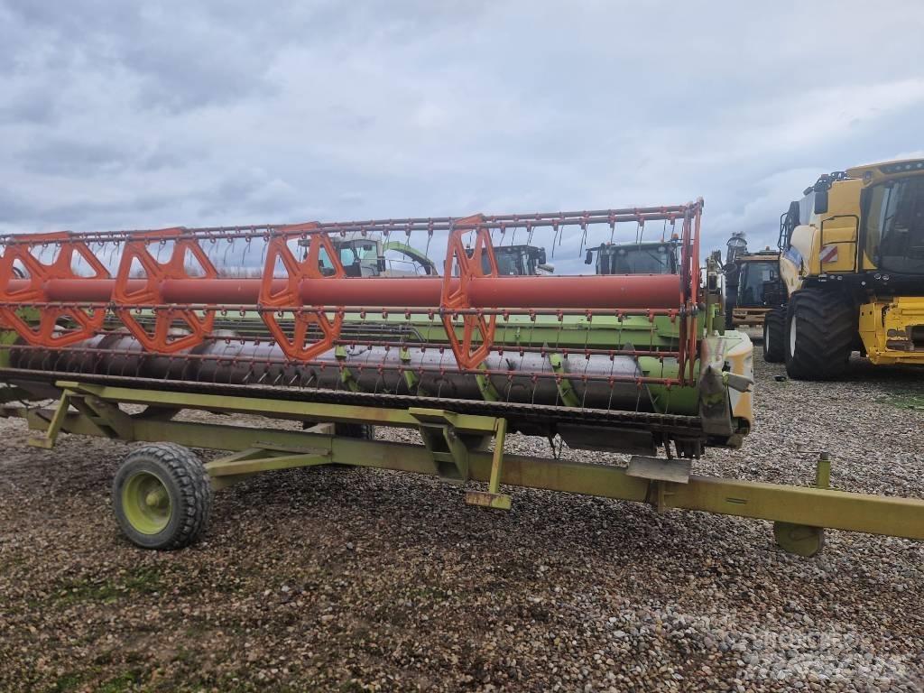 CLAAS Lexion 660 Derliaus nuėmimo kombainai