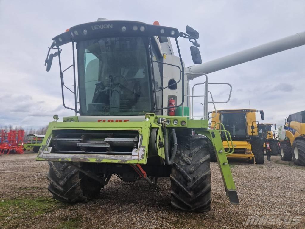 CLAAS Lexion 660 Derliaus nuėmimo kombainai