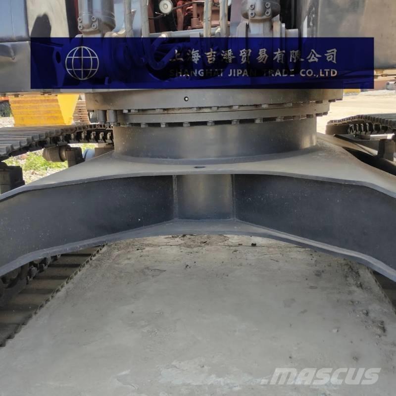 Hitachi ZX 240 Vikšriniai ekskavatoriai